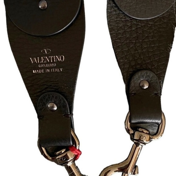 Valentino Garavani Guitar Bag Strap in Leather & Canvas - Picture 12 of 16